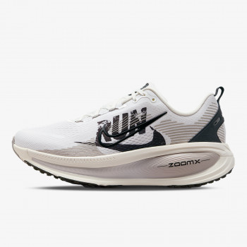 Nike Atlete NIKE VOMERO 18 RUN 