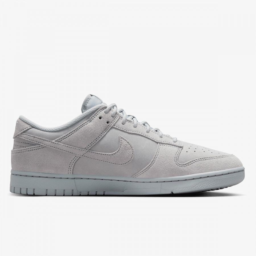 Nike Патики NIKE DUNK LOW RETRO SE NUBUCK 