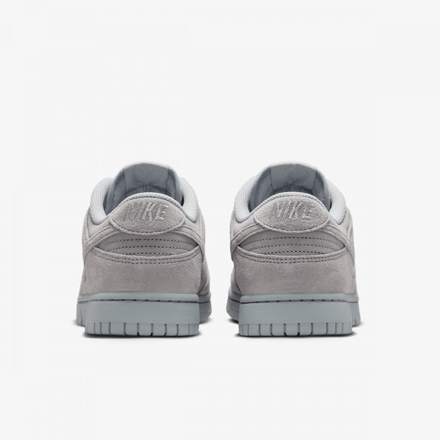 Nike Патики NIKE DUNK LOW RETRO SE NUBUCK 