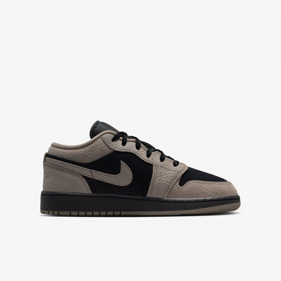 Nike Atlete AIR JORDAN 1 LOW SE (GS) 