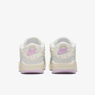 Nike Atlete WMNS AIR JORDAN 4 RM NA10 