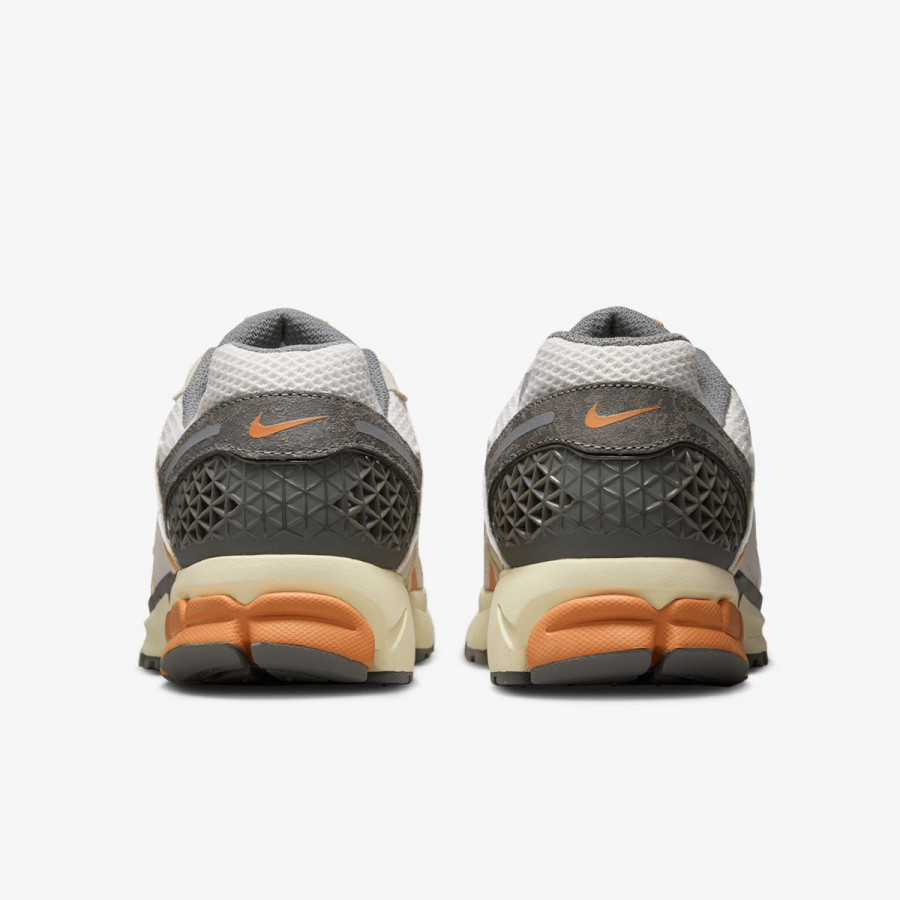 Nike Патики NIKE ZOOM VOMERO 5 APP 