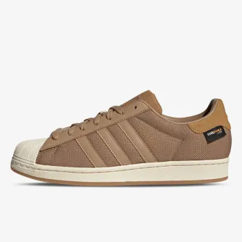 SUPERSTAR