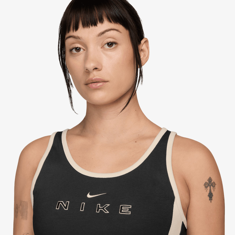 Nike Маица Sportswear 