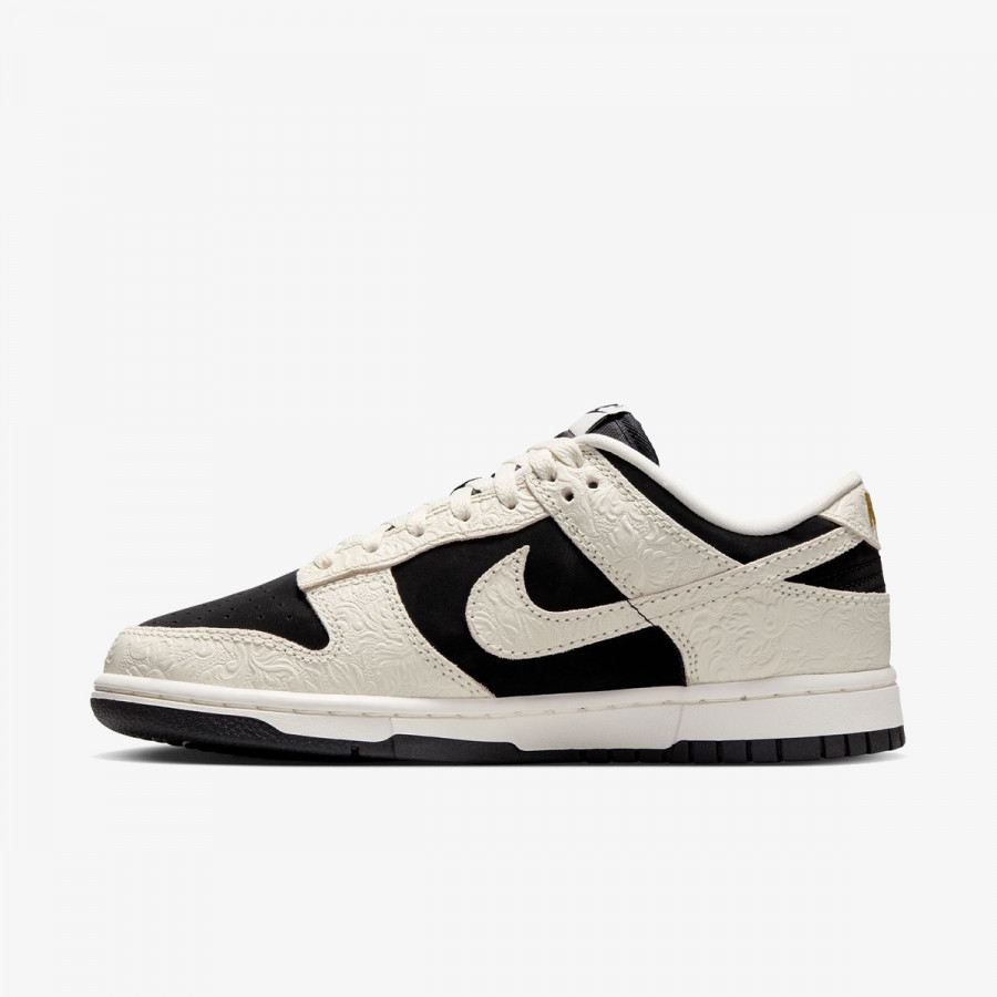 Nike Патики WMNS NIKE DUNK LOW SE 