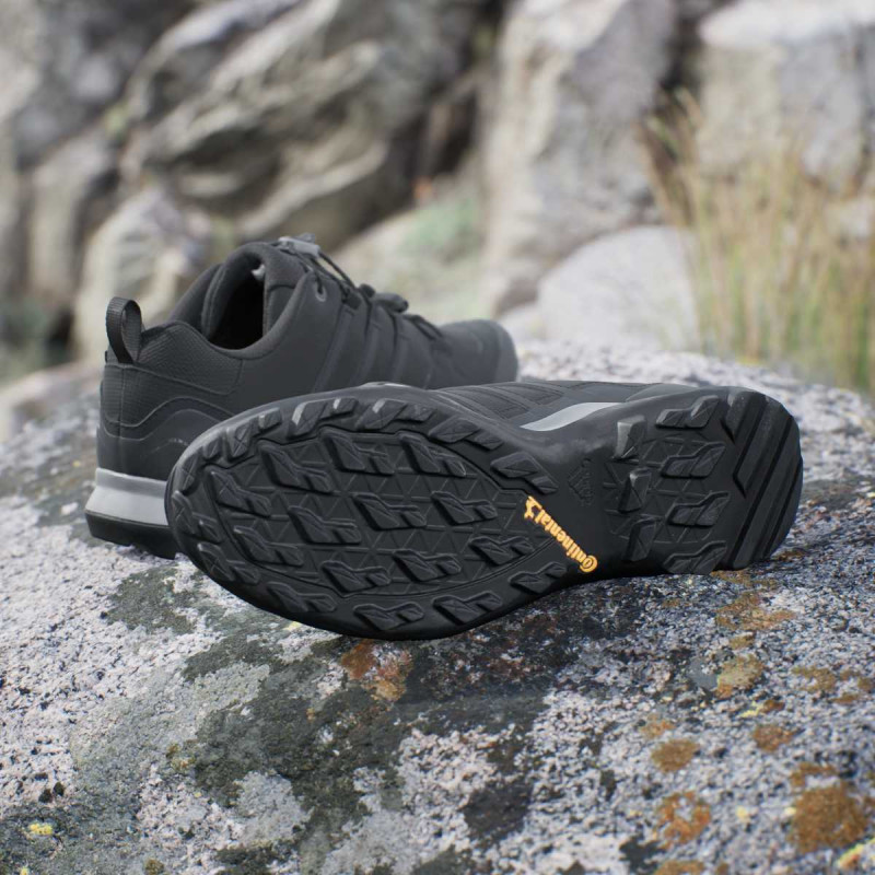 adidas Патики TERREX SWIFT R2 GTX 