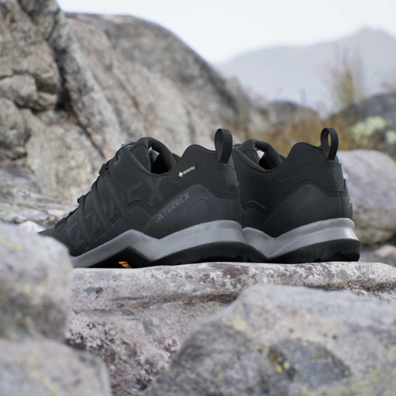 adidas Патики TERREX SWIFT R2 GTX 