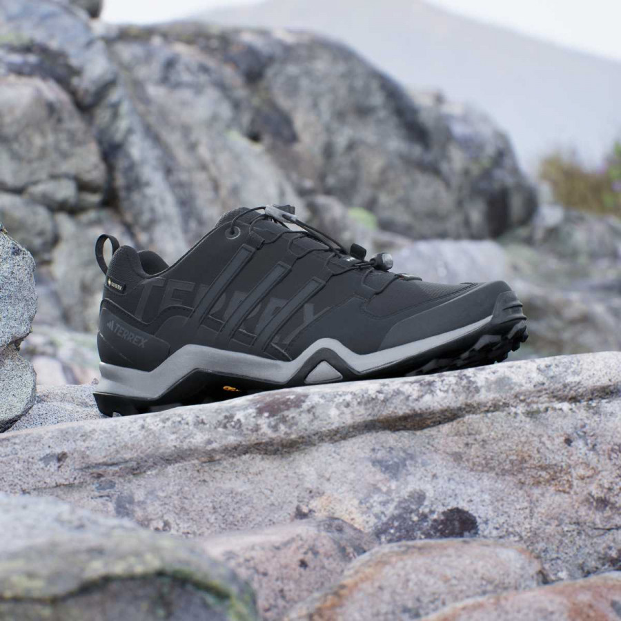 adidas Патики TERREX SWIFT R2 GTX 