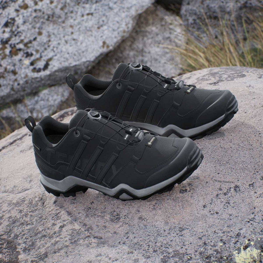 adidas Патики TERREX SWIFT R2 GTX 