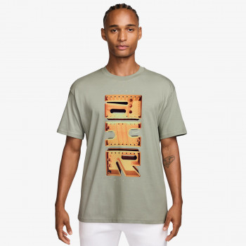 Nike Маица U NSW TEE LSE AM DAY PLUS 