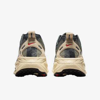Nike Патики NIKE VOMERO 18 