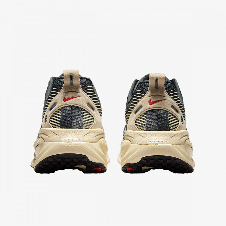 Nike Патики NIKE VOMERO 18 