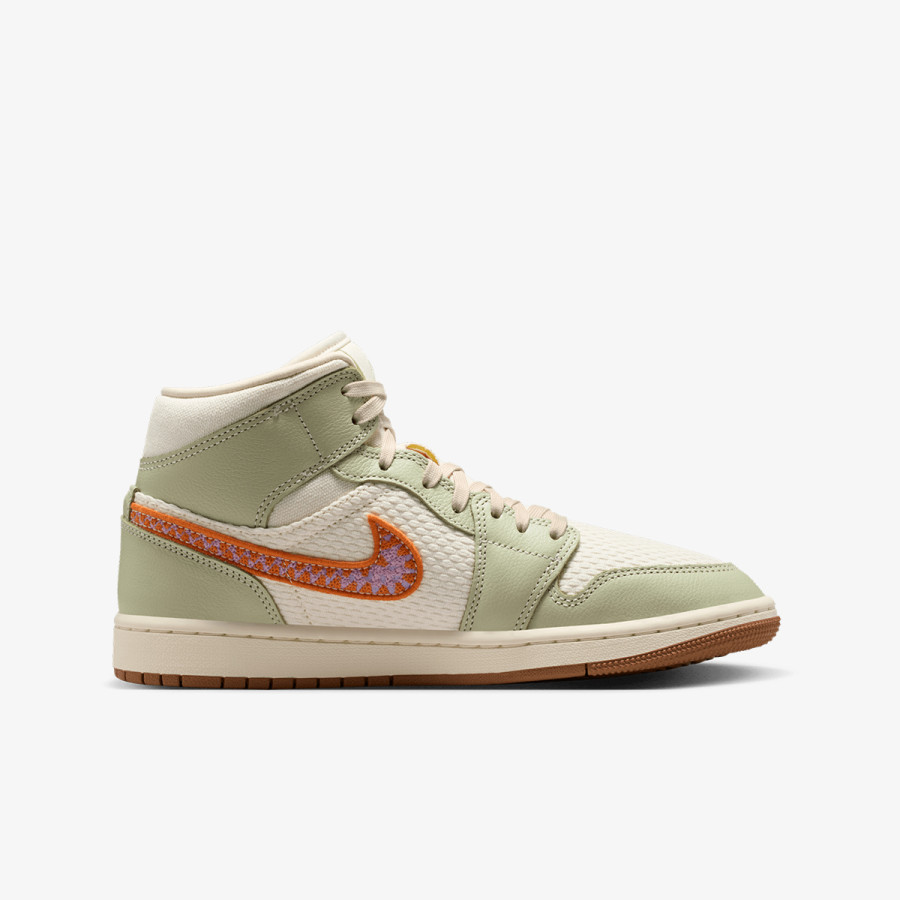 Nike Патики WMNS AIR JORDAN 1 MID SE 