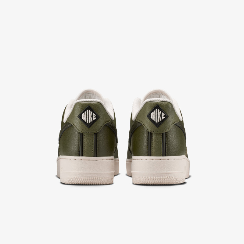 Nike Atlete AIR FORCE 1 '07 LV8 SPORT 