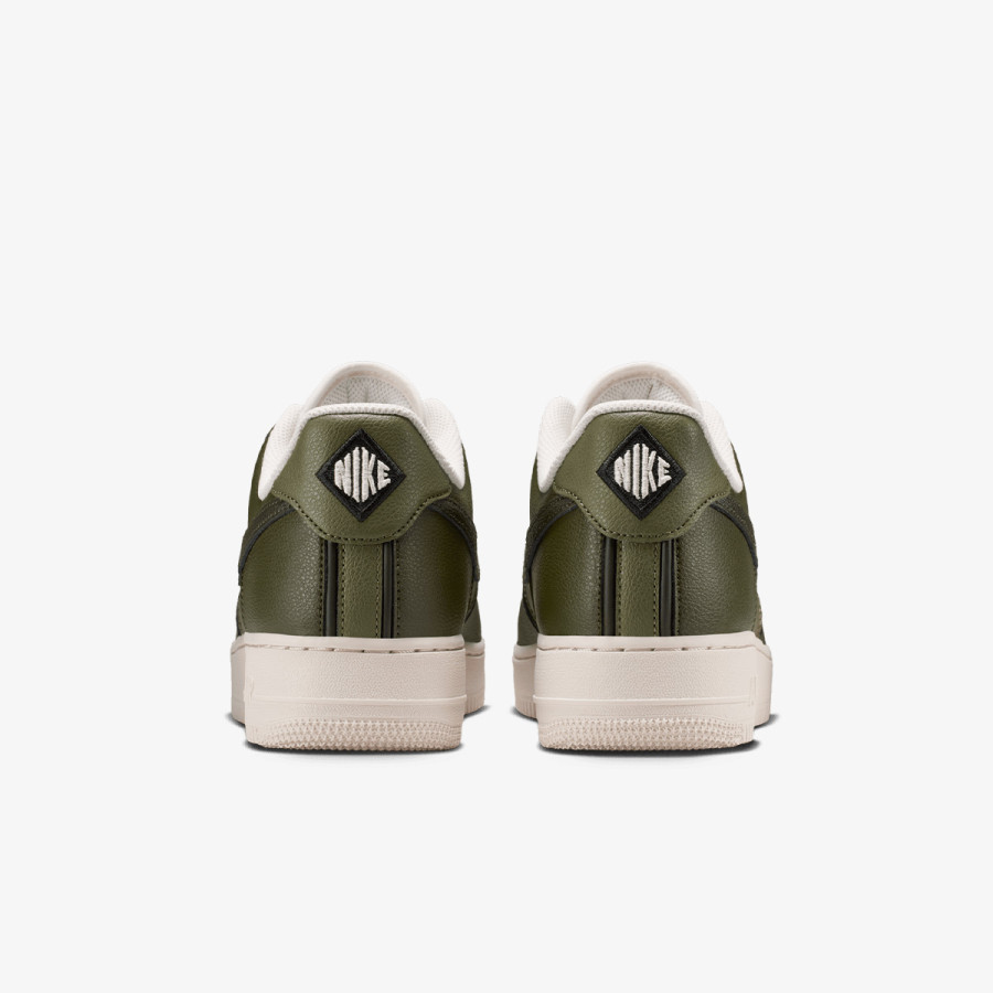 Nike Atlete AIR FORCE 1 '07 LV8 SPORT 