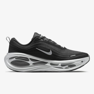 Nike Atlete NIKE VOMERO PLUS 