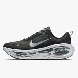 Nike Atlete NIKE VOMERO PLUS 