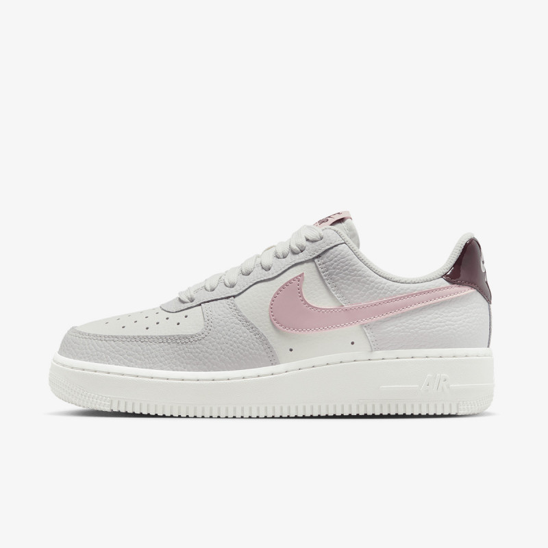 Nike Atlete W AIR FORCE 1 '07 