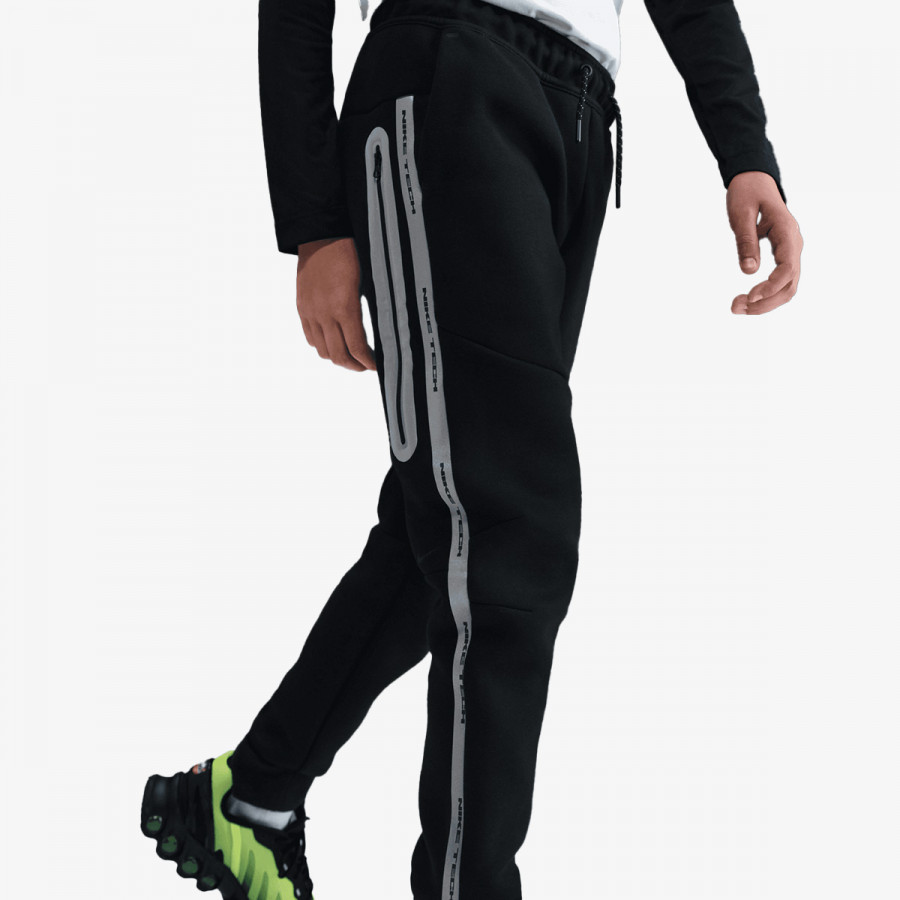 Nike Pjesa e poshtme e kostumit B NSW TCH FLC JGGR REFLECT 