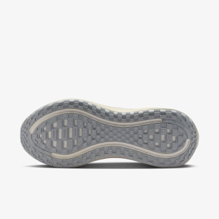 Nike Atlete NIKE VOMERO PLUS EMEA 