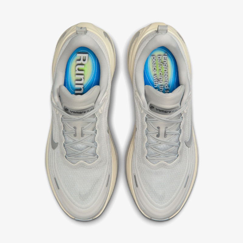 Nike Atlete NIKE VOMERO PLUS EMEA 