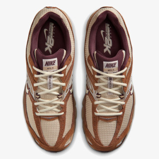 Nike Atlete AIR MAX MOTO 2K XMFW 