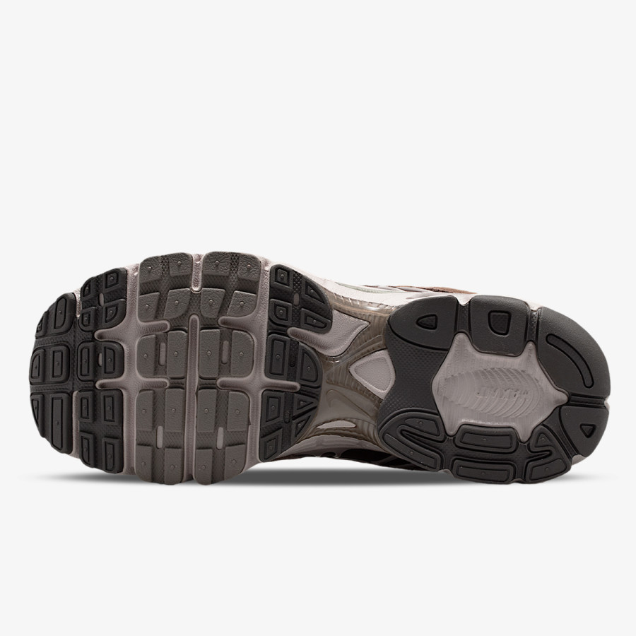 Nike Патики NIKE AIR MAX MOTO 2K SUEDE 