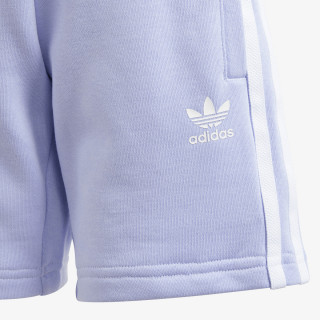 adidas Шорцеви и маица Adicolor 