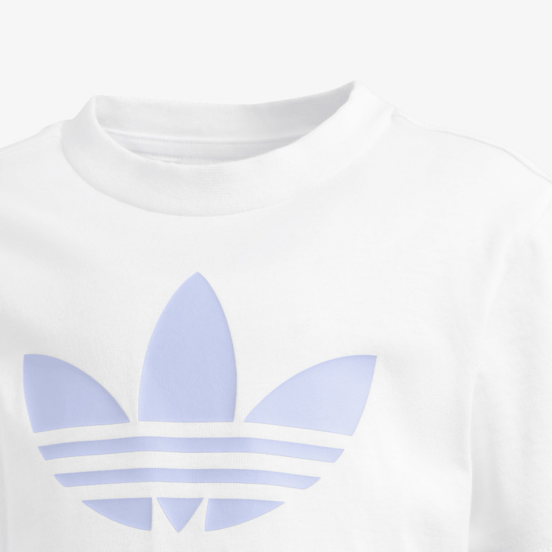 adidas Шорцеви и маица Adicolor 