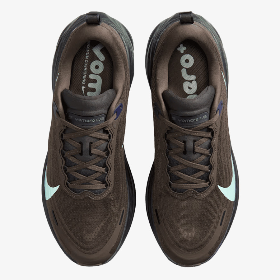 Nike Патики NIKE VOMERO PLUS CN 