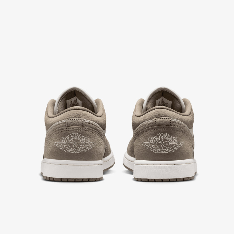 Nike Патики AIR JORDAN 1 LOW 