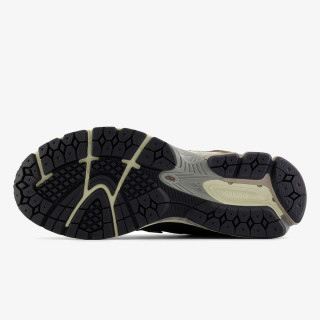 New Balance Atlete 1906F 
