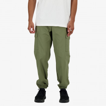 New Balance Pjesa e poshtme e kostumit Twill Cargo Jogger 