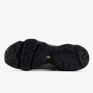 New Balance Atlete 1000 