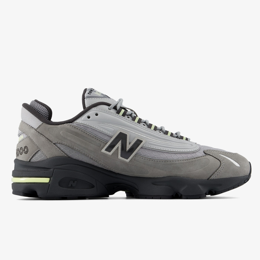 New Balance Atlete 1000 