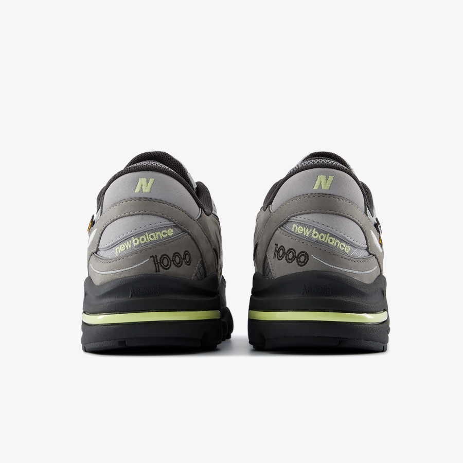 New Balance Atlete 1000 