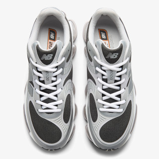 New Balance Патики 2000 