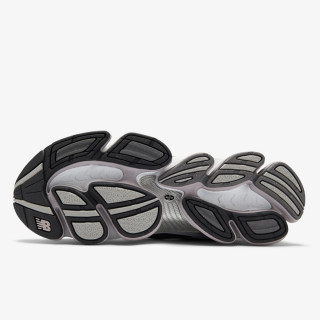 New Balance Патики 2000 