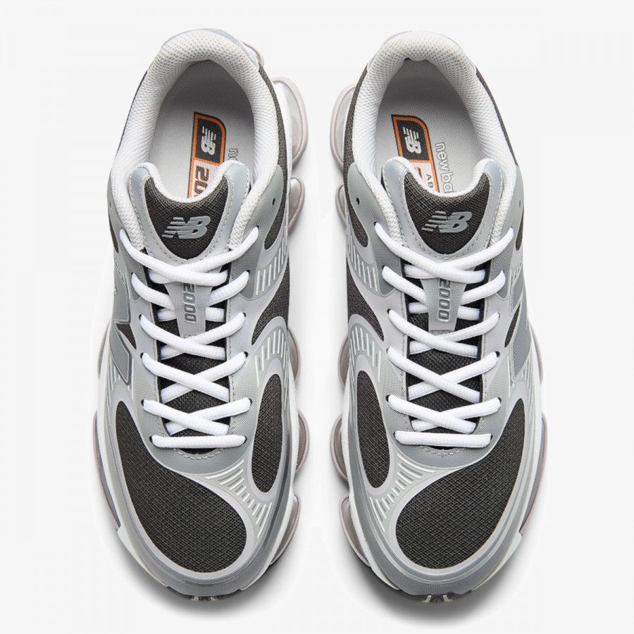 New Balance Патики 2000 