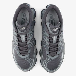 New Balance Atlete 2000 