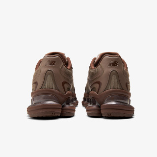 New Balance Atlete 2000 