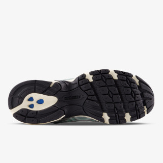 New Balance Atlete 530 