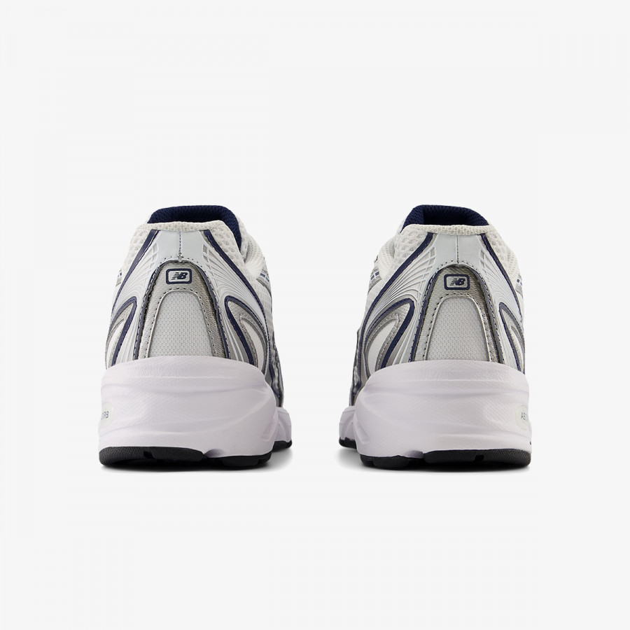 New Balance Atlete U 740 