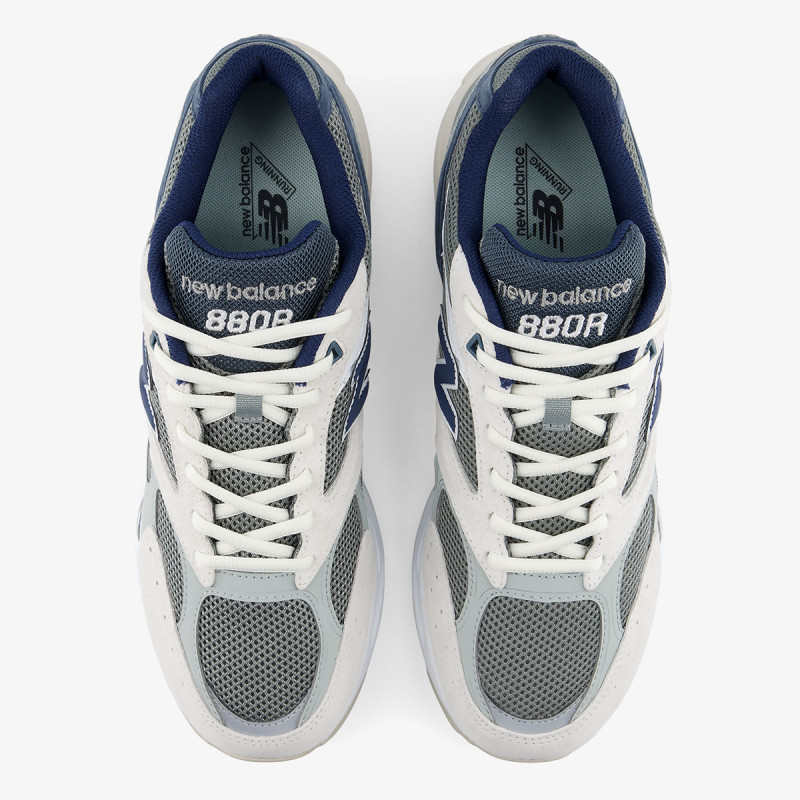 New Balance Atlete 880 
