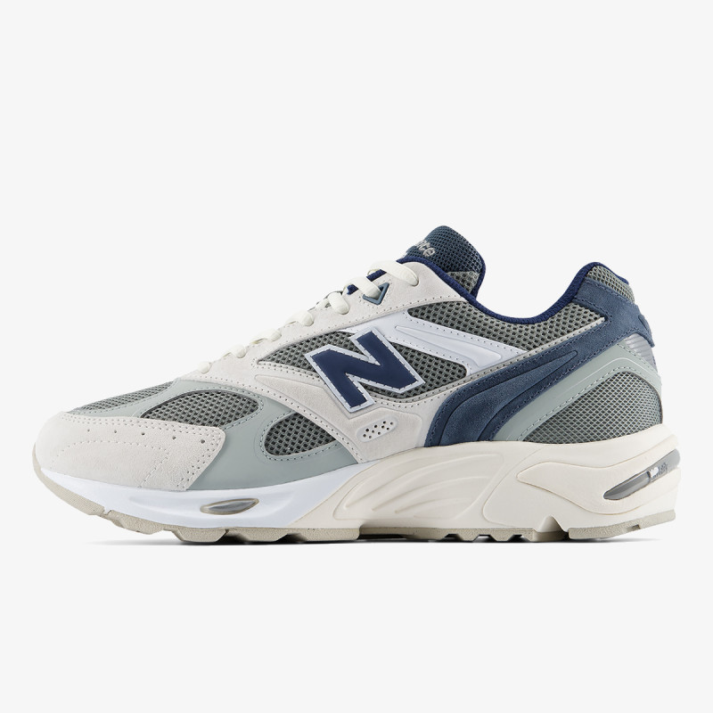 New Balance Atlete 880 