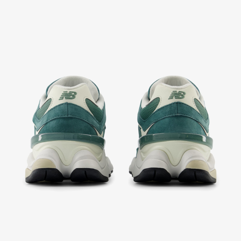 New Balance Патики U 9060 