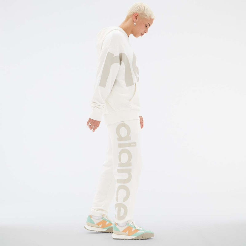 NEW BALANCE Долен дел тренерки Out of Bounds 